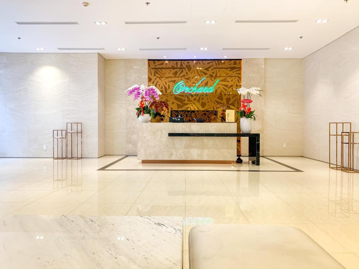 Can Ho Orchard Parkview - Tan Son Nhat Airport Homestay Хошимин Экстерьер фото