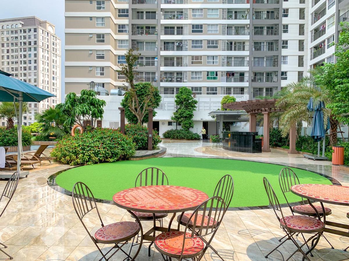 Can Ho Orchard Parkview - Tan Son Nhat Airport Homestay Хошимин Экстерьер фото